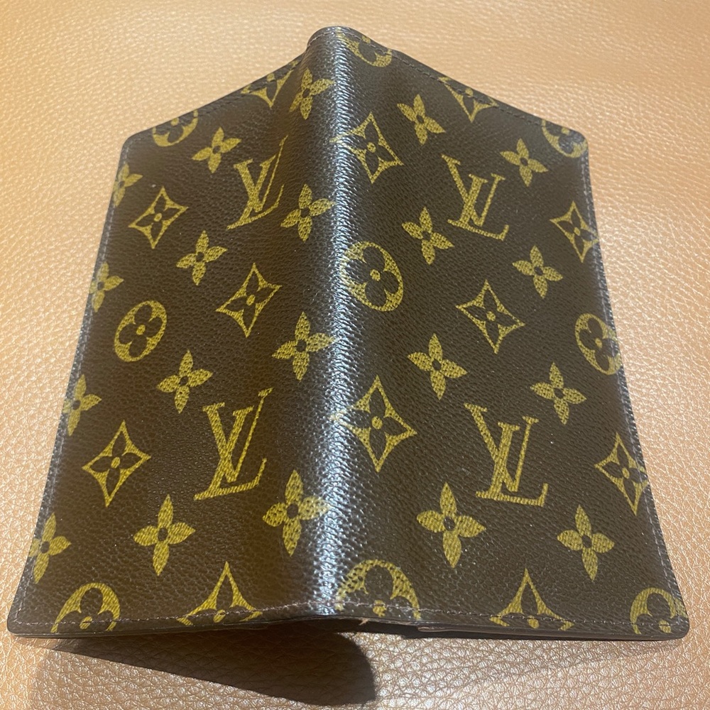Lv Wallet Is Good Condition 100% Authentic. - image 3